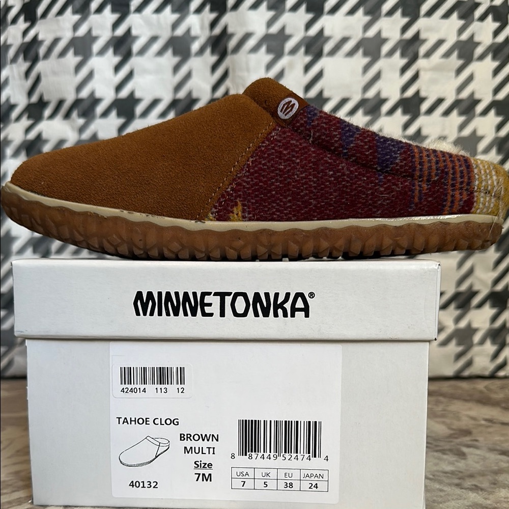 Minnetonka women’s Tahoe Clog - Brown Multi